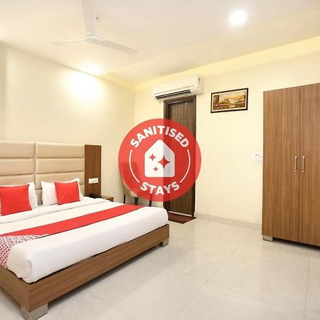 Capital O 8510 Welcome Inn Amritsar Bagian luar foto