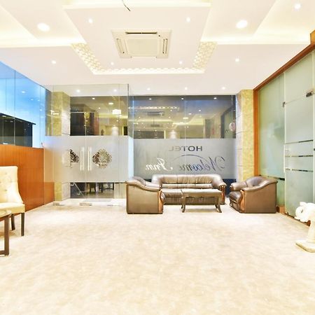 Capital O 8510 Welcome Inn Amritsar Bagian luar foto