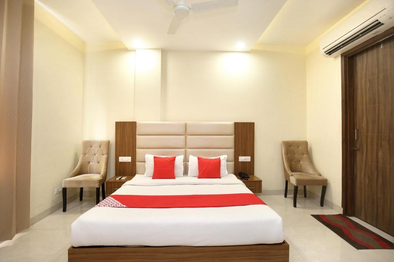 Capital O 8510 Welcome Inn Amritsar Bagian luar foto