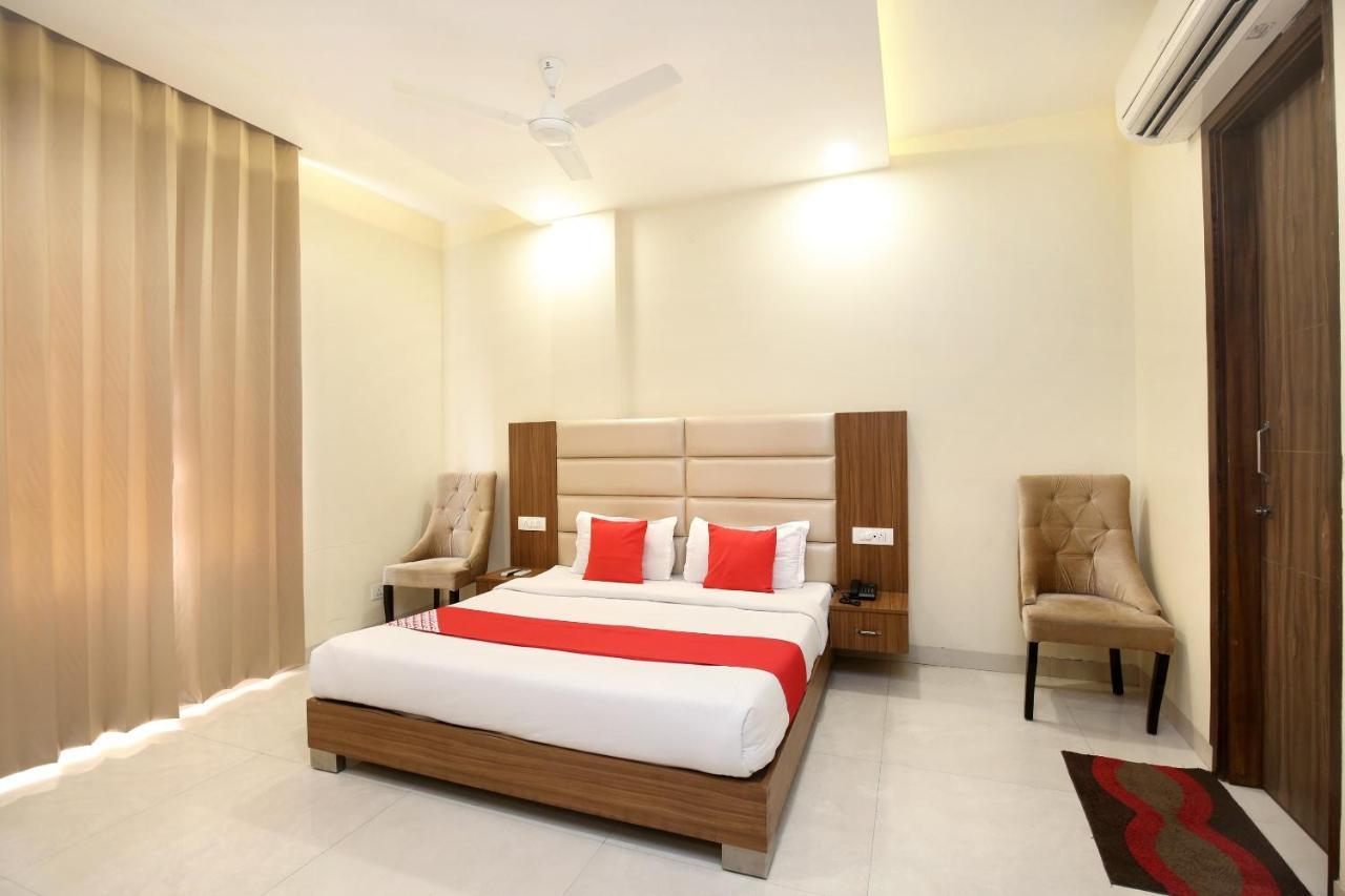 Capital O 8510 Welcome Inn Amritsar Bagian luar foto