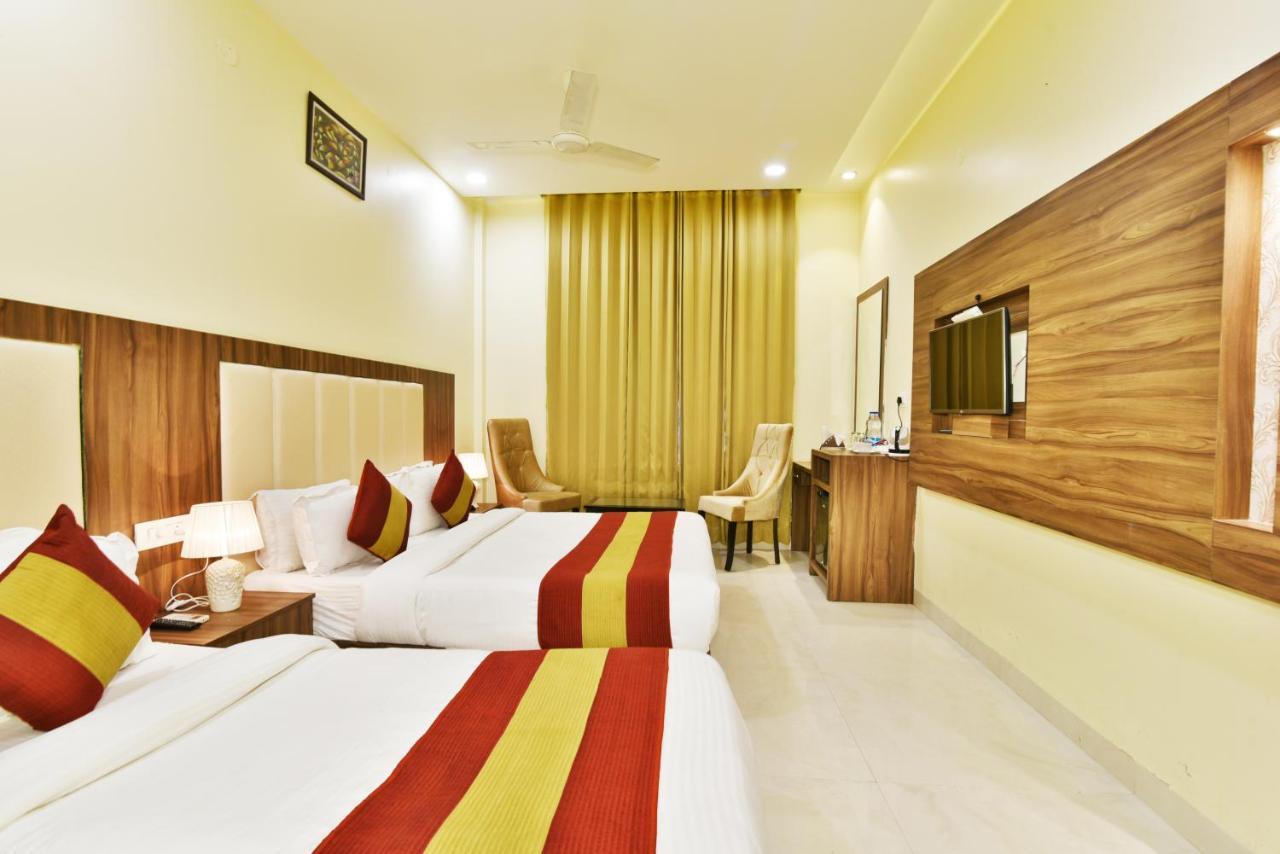Capital O 8510 Welcome Inn Amritsar Bagian luar foto